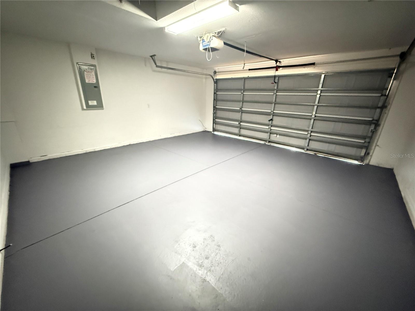 SILVER SPGS SHORES UN 24 - Residential