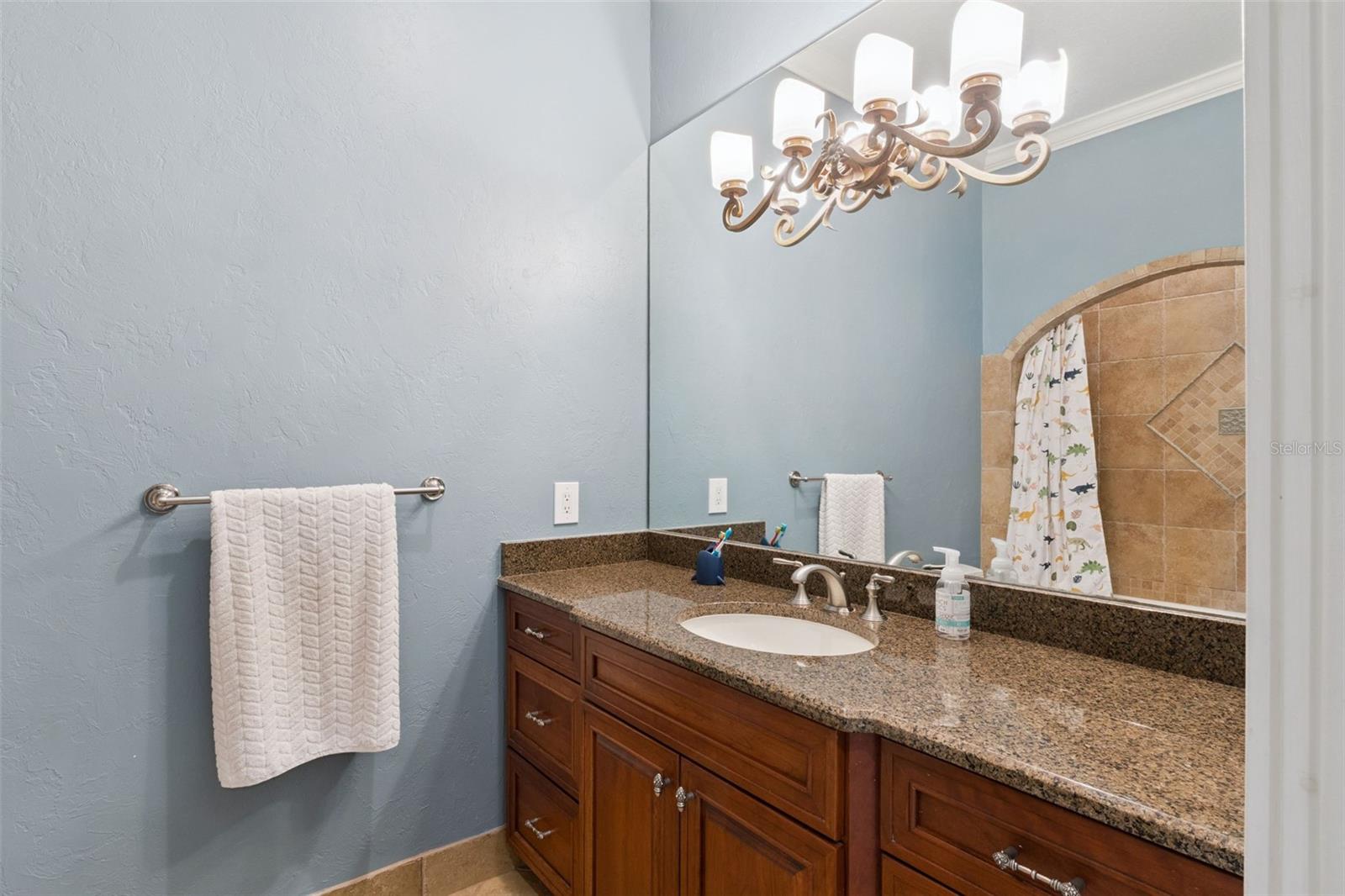 BUTLER BAY - Residential