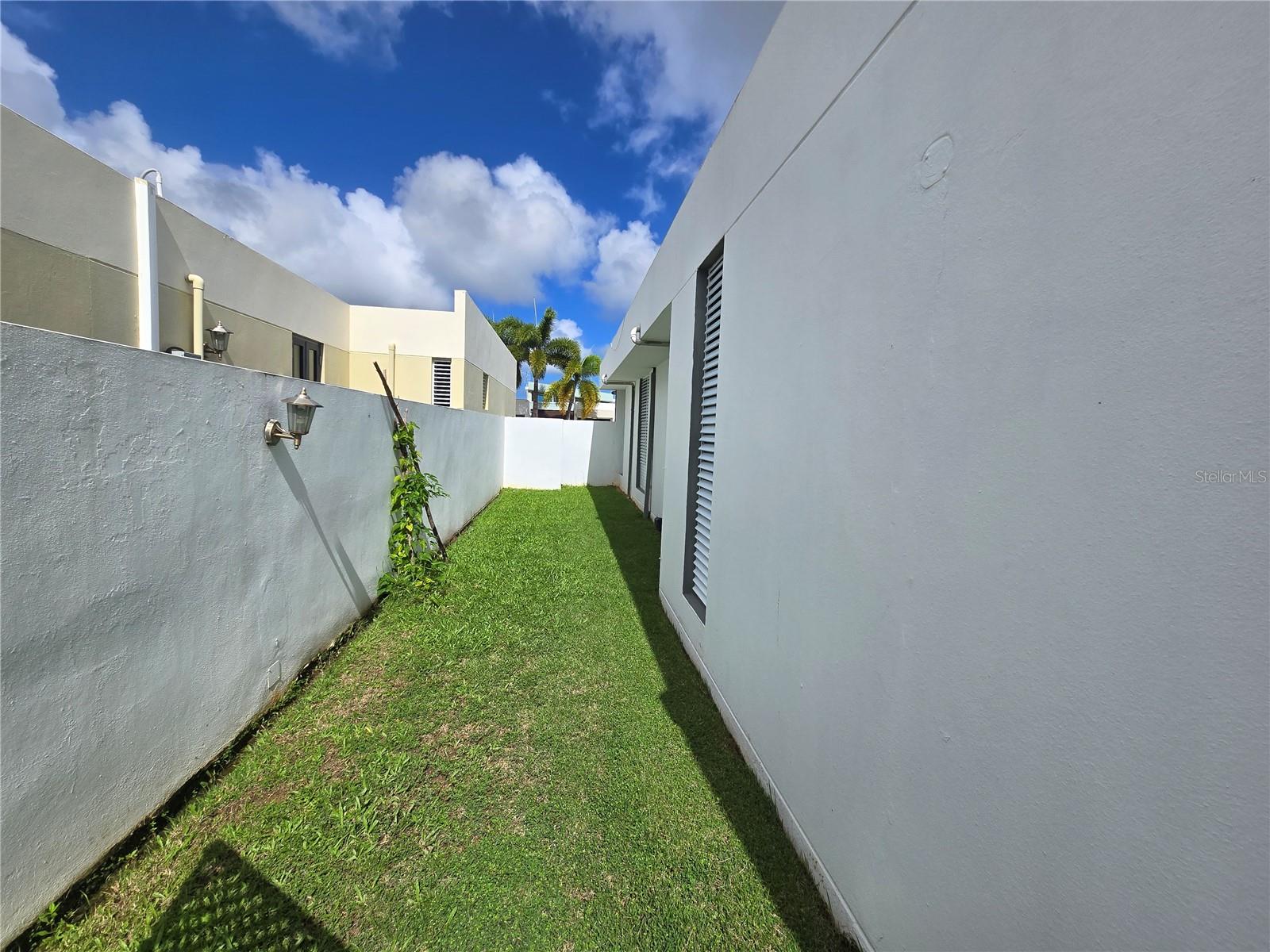 CIUDAD JARDIN B18 C/ PASEO FLORIDO - Residential