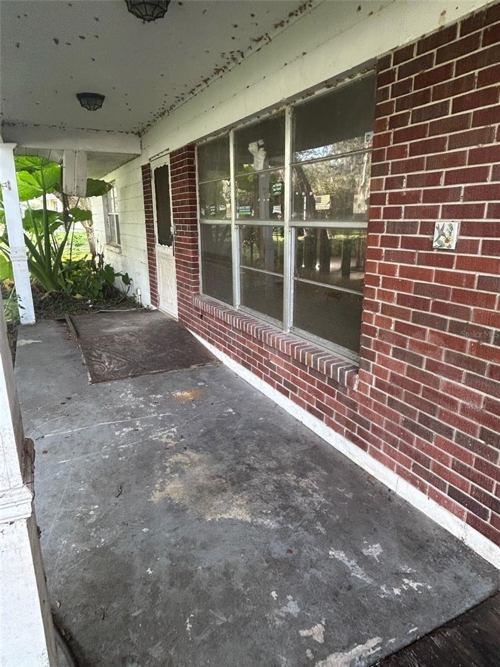 Photo of 4979 Lakewood Drive, Dade City, FL 33523 (MLS # TB8419730)