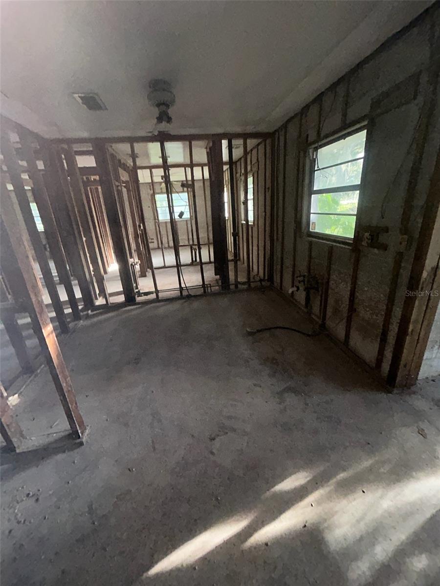 LAKEWOOD - Residential