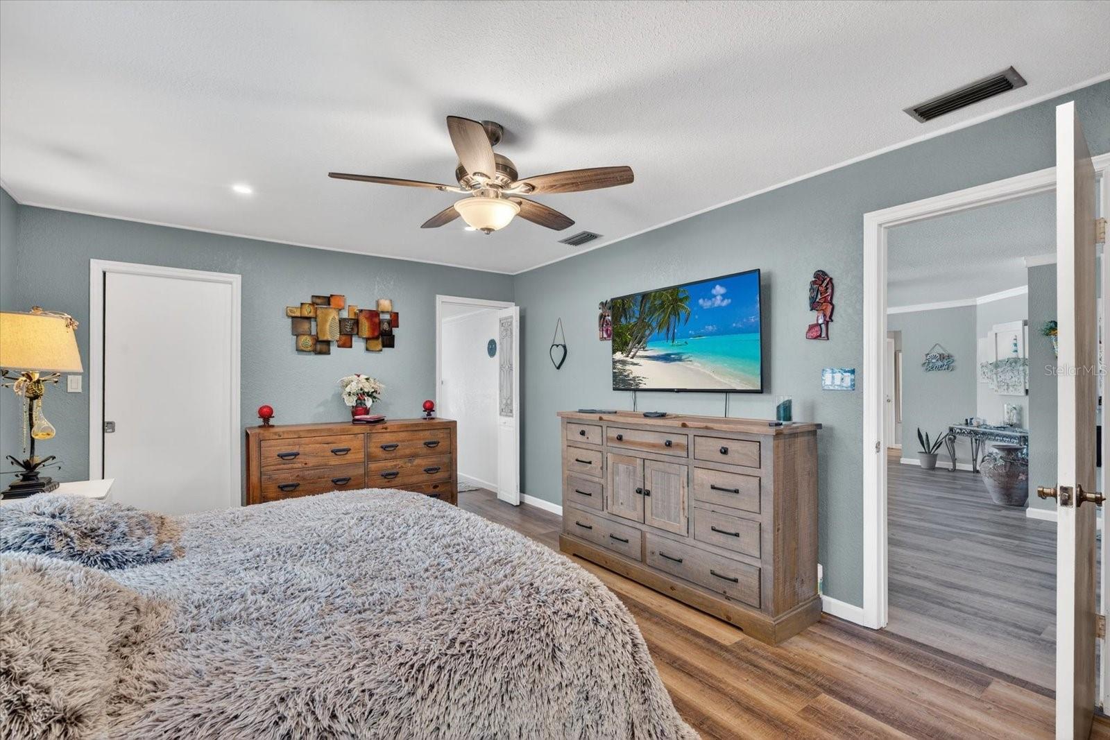 DECOSTERS ADD - Residential