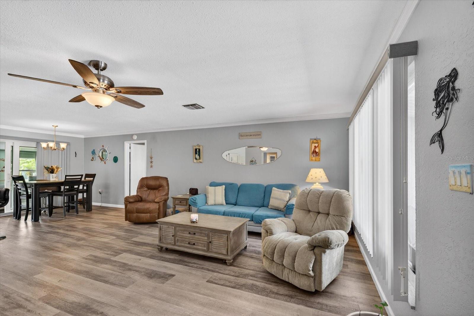 DECOSTERS ADD - Residential