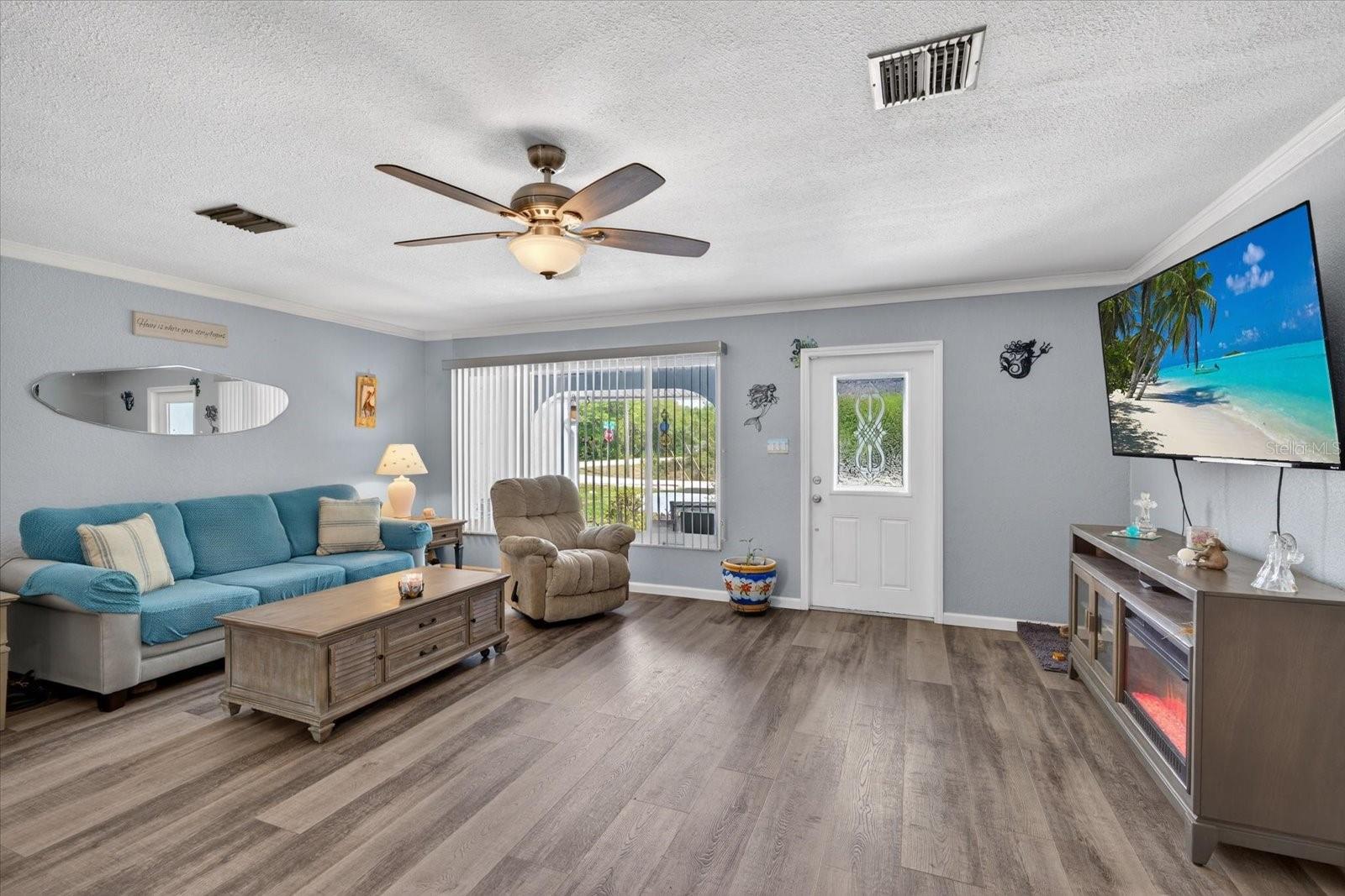 DECOSTERS ADD - Residential