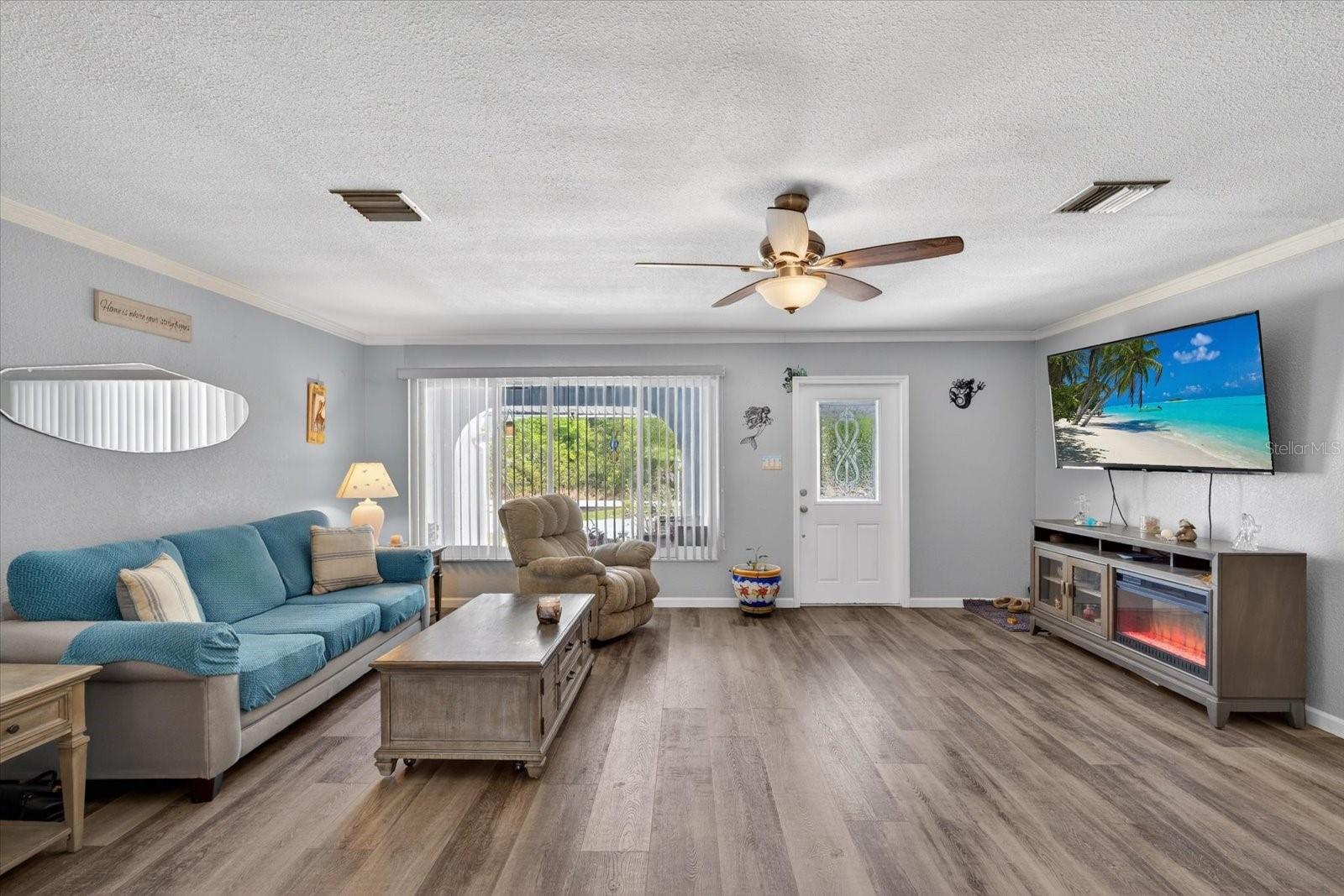 DECOSTERS ADD - Residential