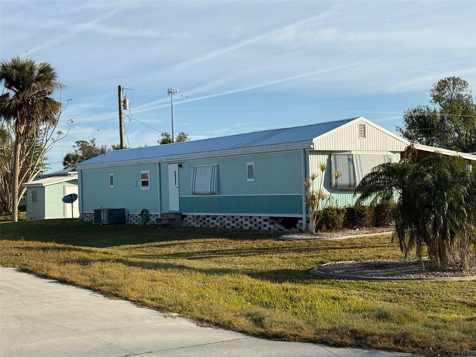 PINE LAKE - Residential