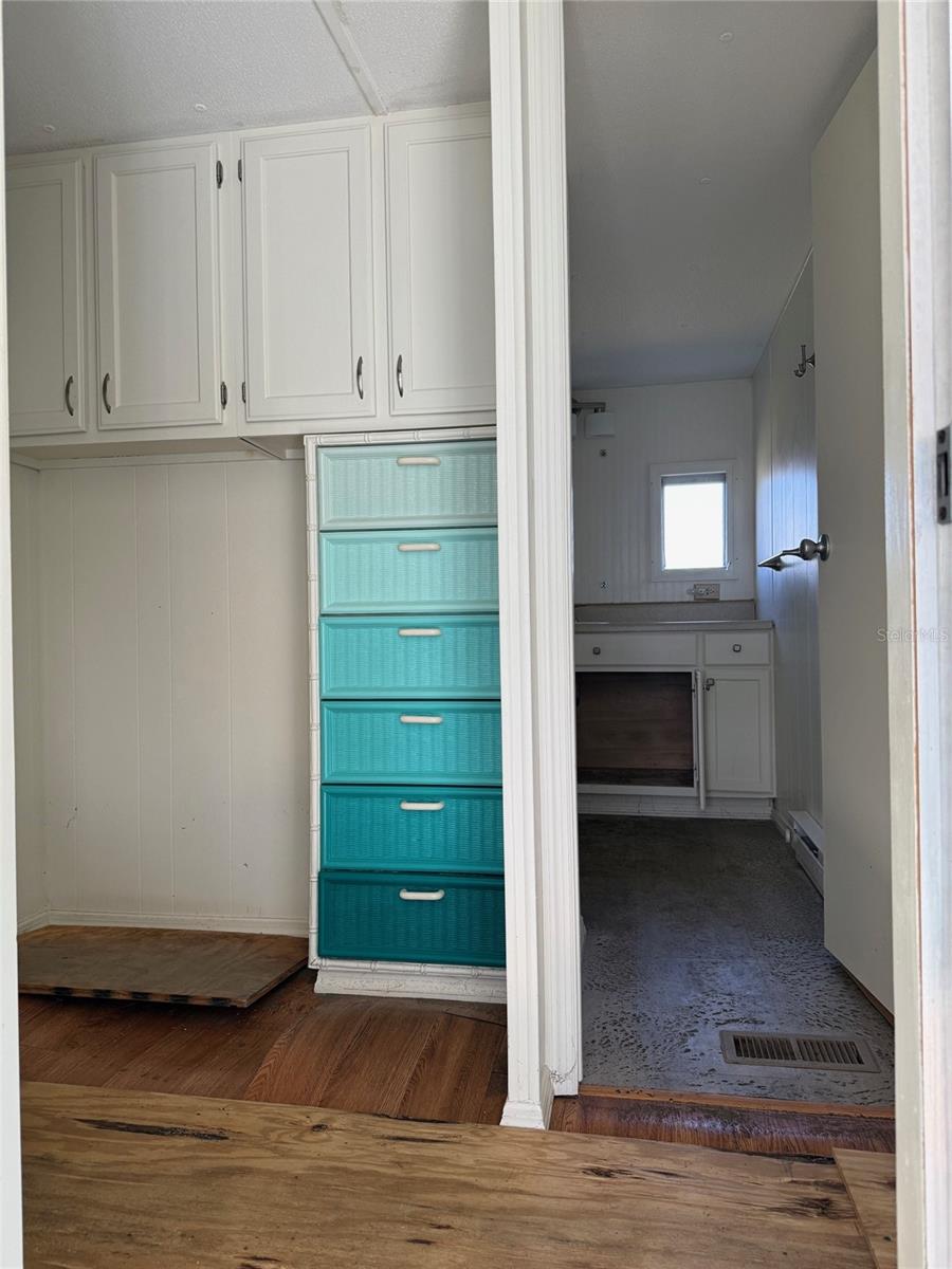 PINE LAKE - Residential