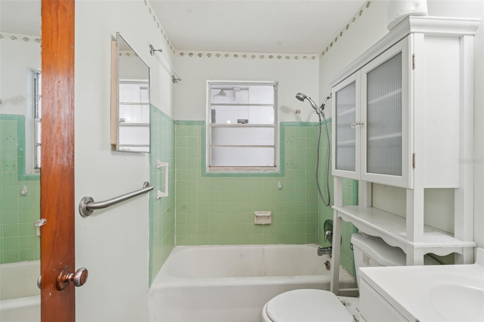 EDGEWATER ACRES UNIT 03 RESUB - Residential