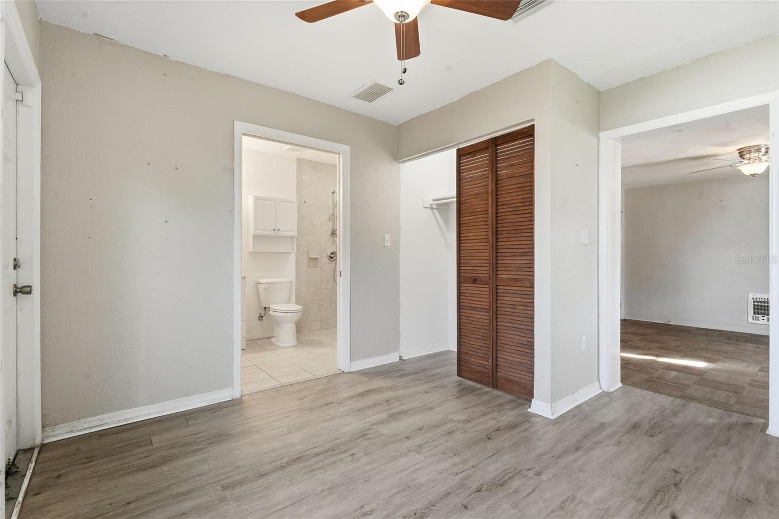 EDGEWATER ACRES UNIT 03 RESUB - Residential