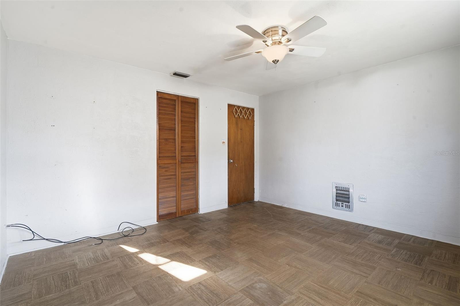 EDGEWATER ACRES UNIT 03 RESUB - Residential