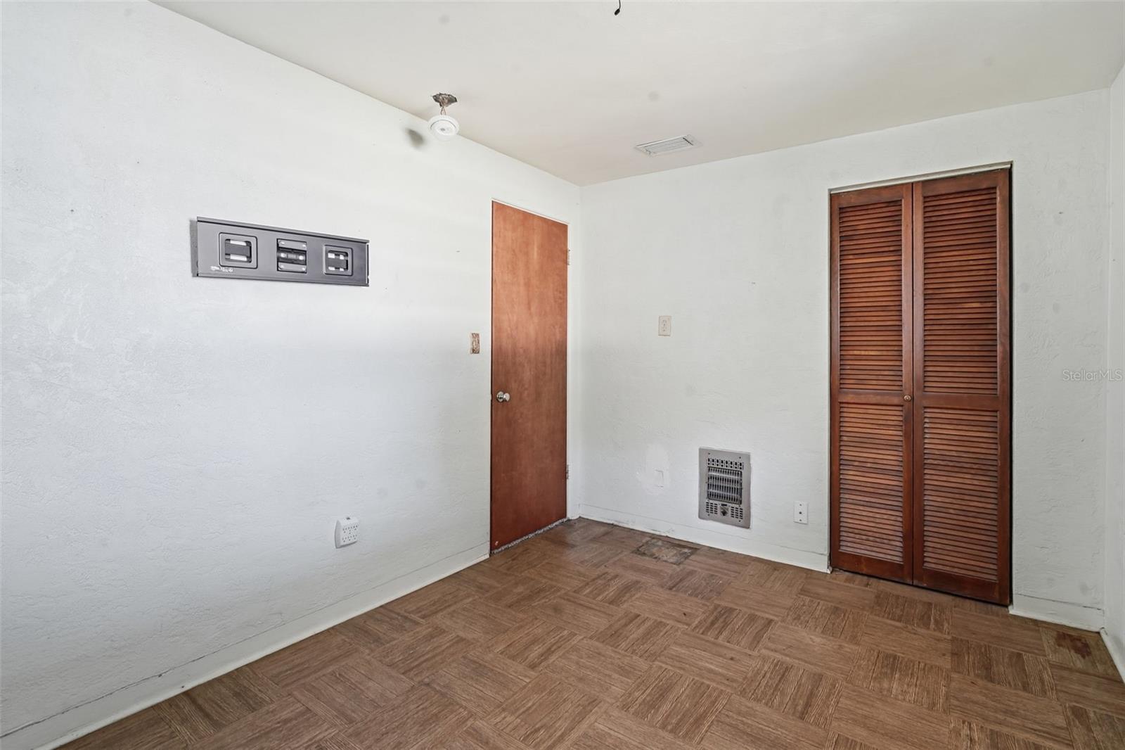 EDGEWATER ACRES UNIT 03 RESUB - Residential