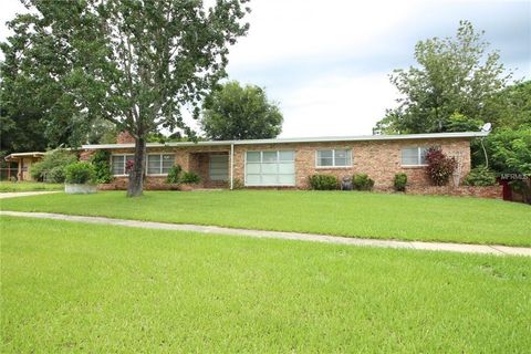 A home in ALTAMONTE SPRINGS