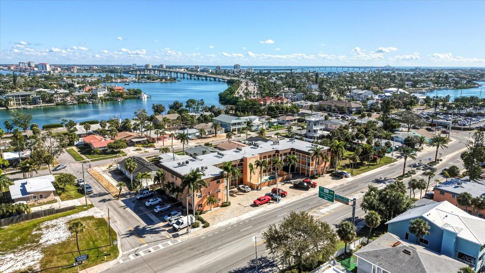 CHATEAU PELHAM APTS CONDO - Residential