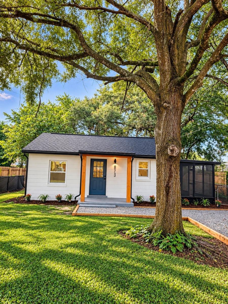 Photo of 8713 N 39th Street, Tampa, FL 33604 (MLS # TB8557335)