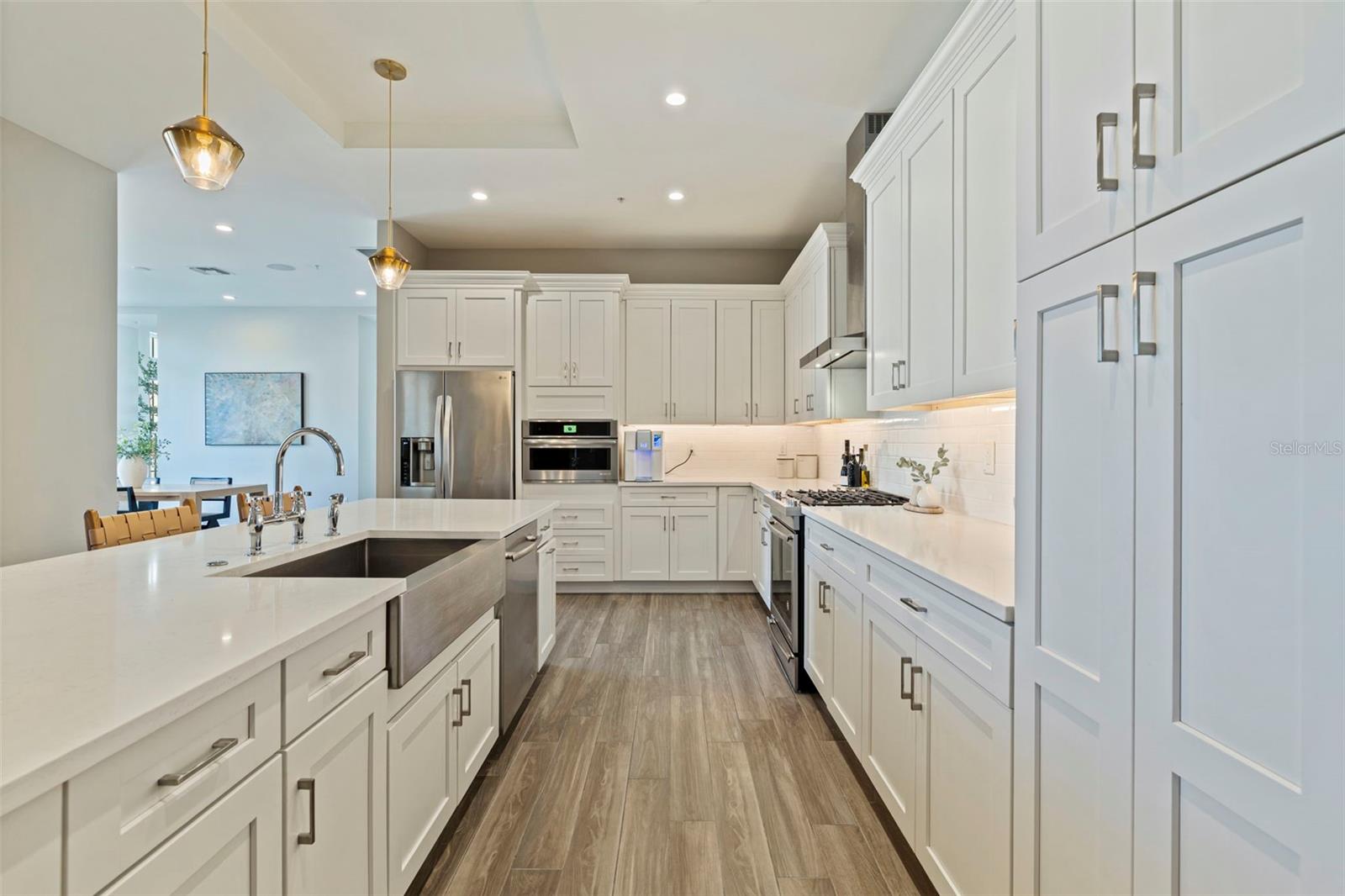 THE ISLANDER A CONDOMINIUM - Residential