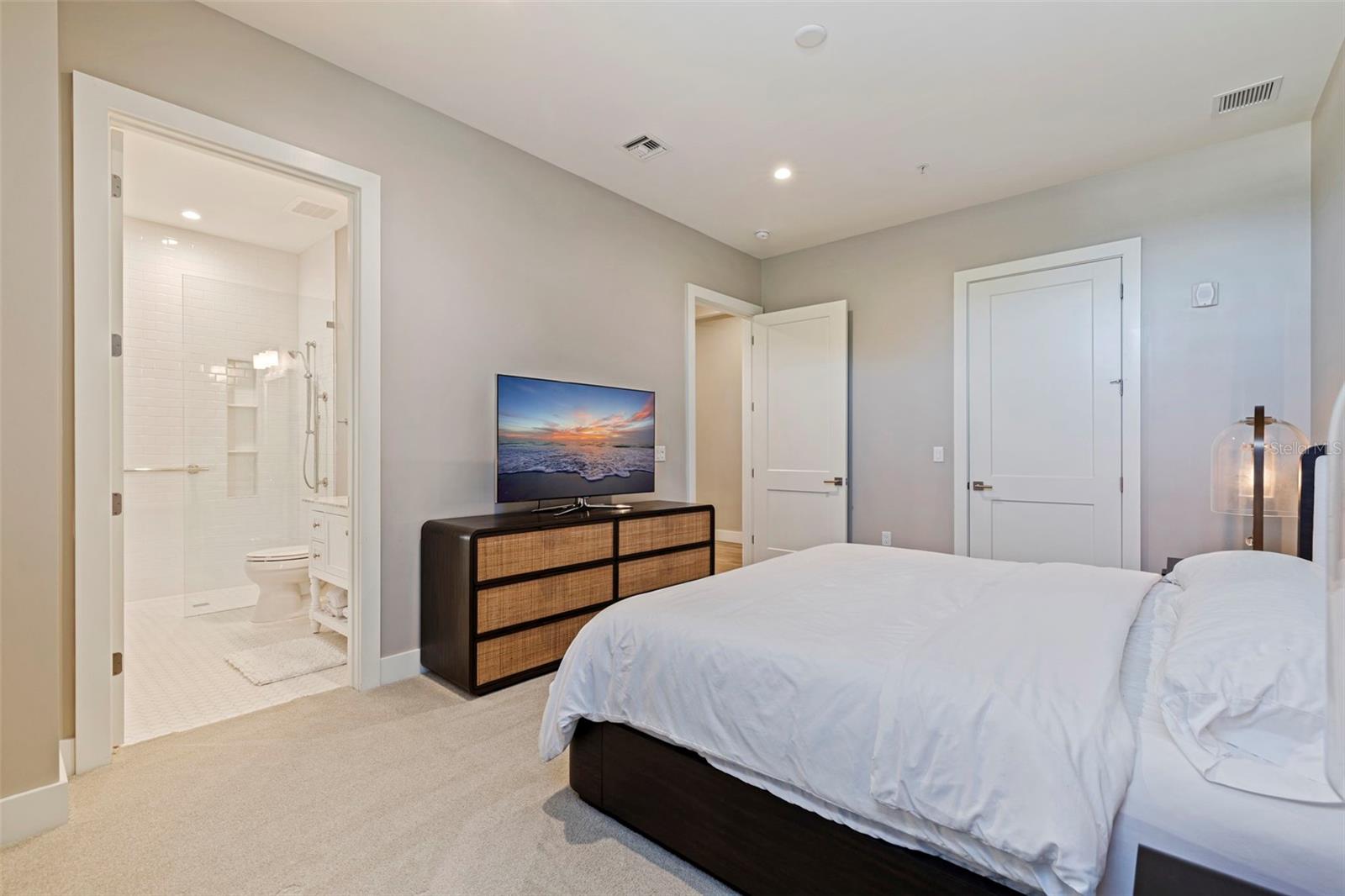 THE ISLANDER A CONDOMINIUM - Residential