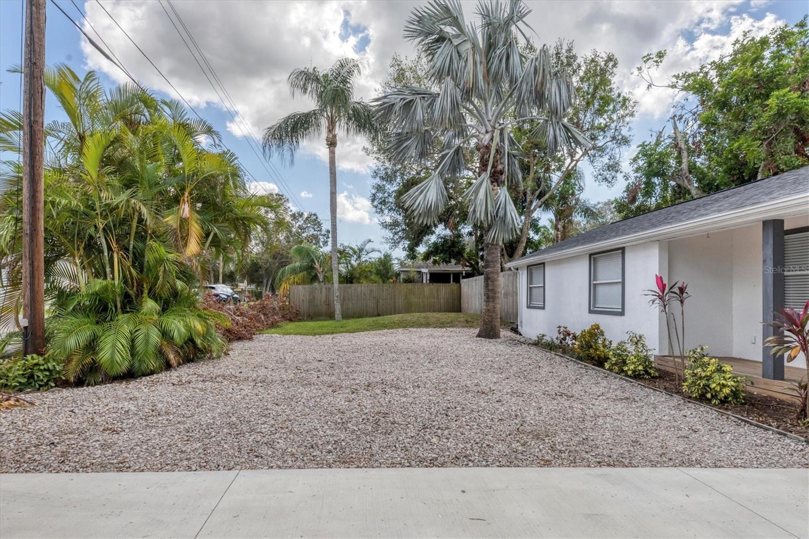 4110 IOLA DRIVE