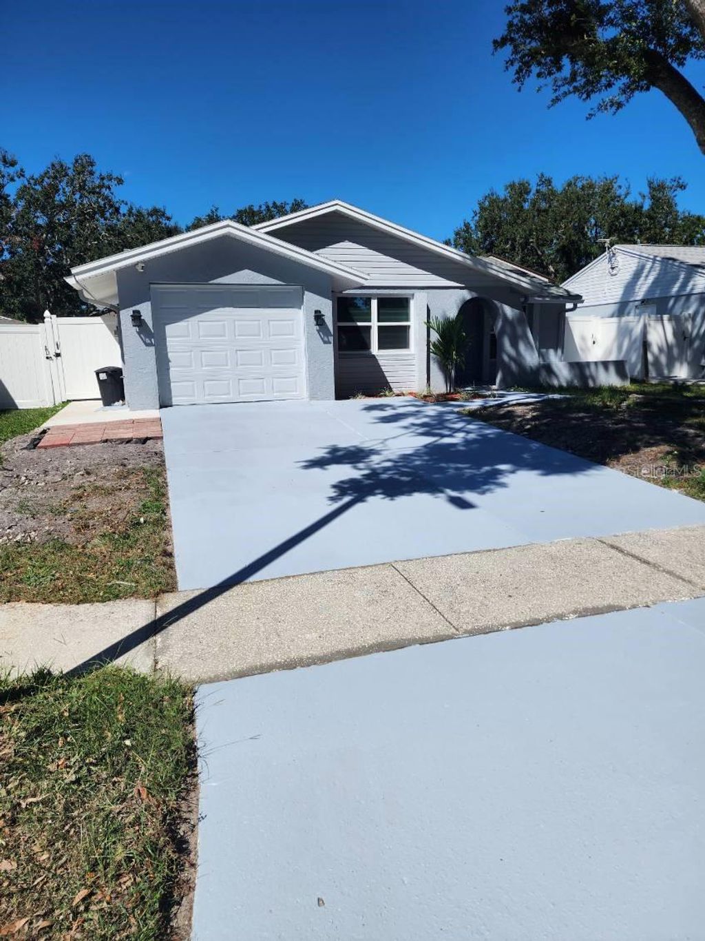Photo of 3109 Sandspur Drive, Tampa, FL 33618 (MLS # TB8478483)