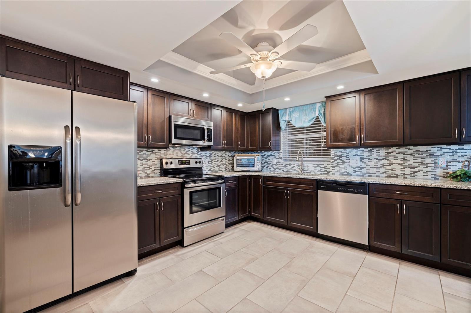 BAYWAY ISLES POINT BRITTANY FOUR - Residential