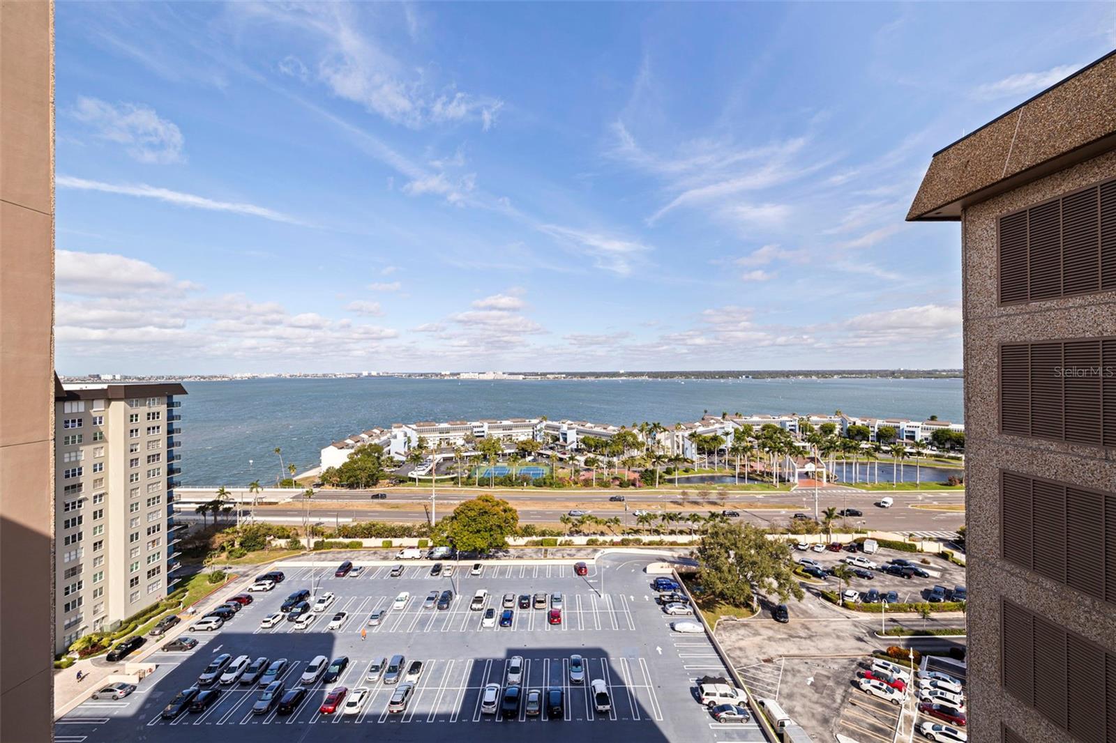BAYWAY ISLES POINT BRITTANY FOUR - Residential