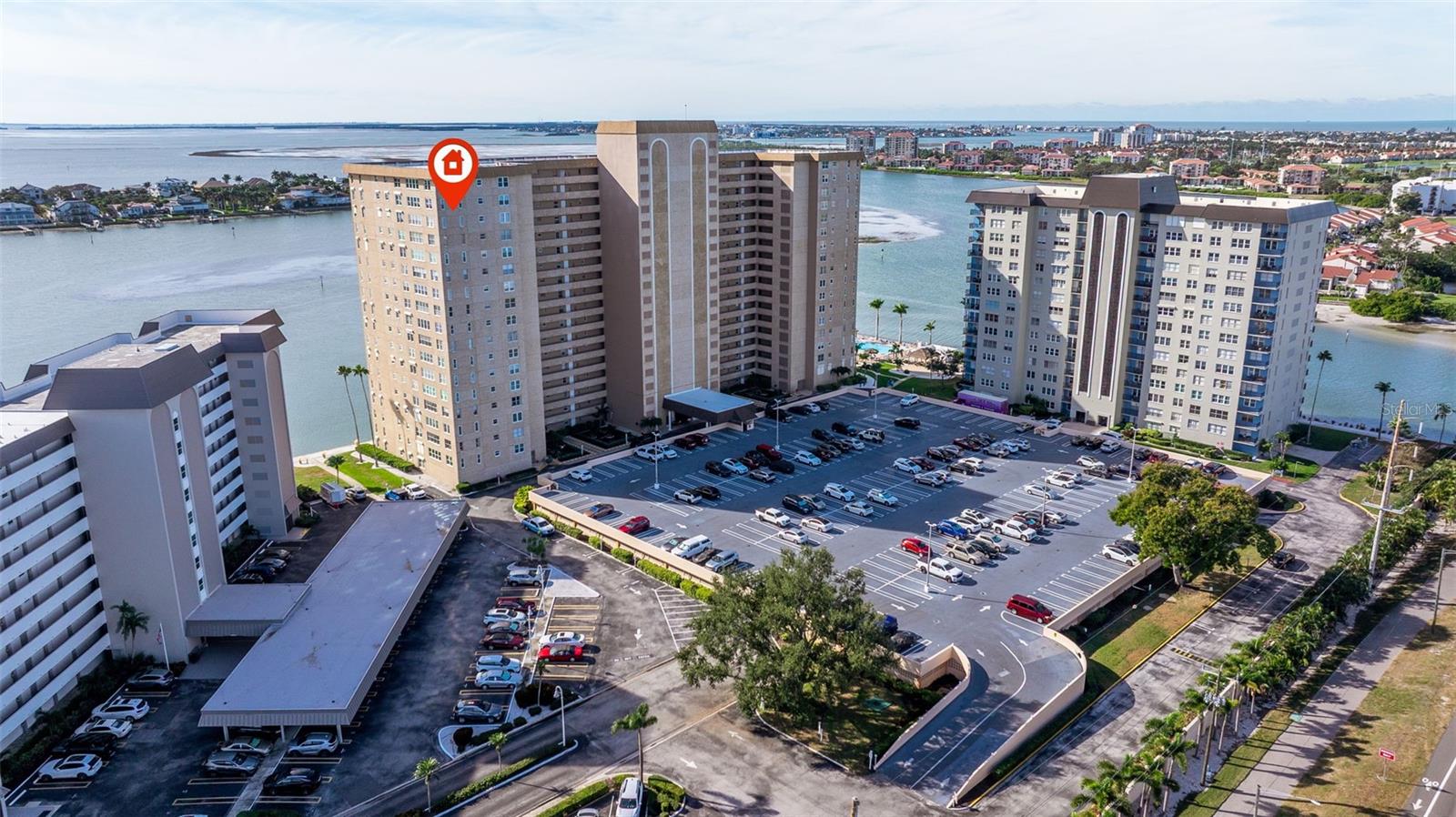 BAYWAY ISLES POINT BRITTANY FOUR - Residential