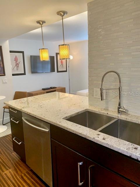 BAY VILLAS CONDO - Residential Lease