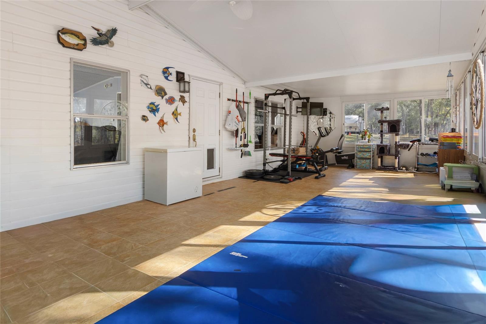 W1/2 OF W1/2 OF SE1/4 OF NW1/4 OF SW1/4 LESS S 15 - Residential