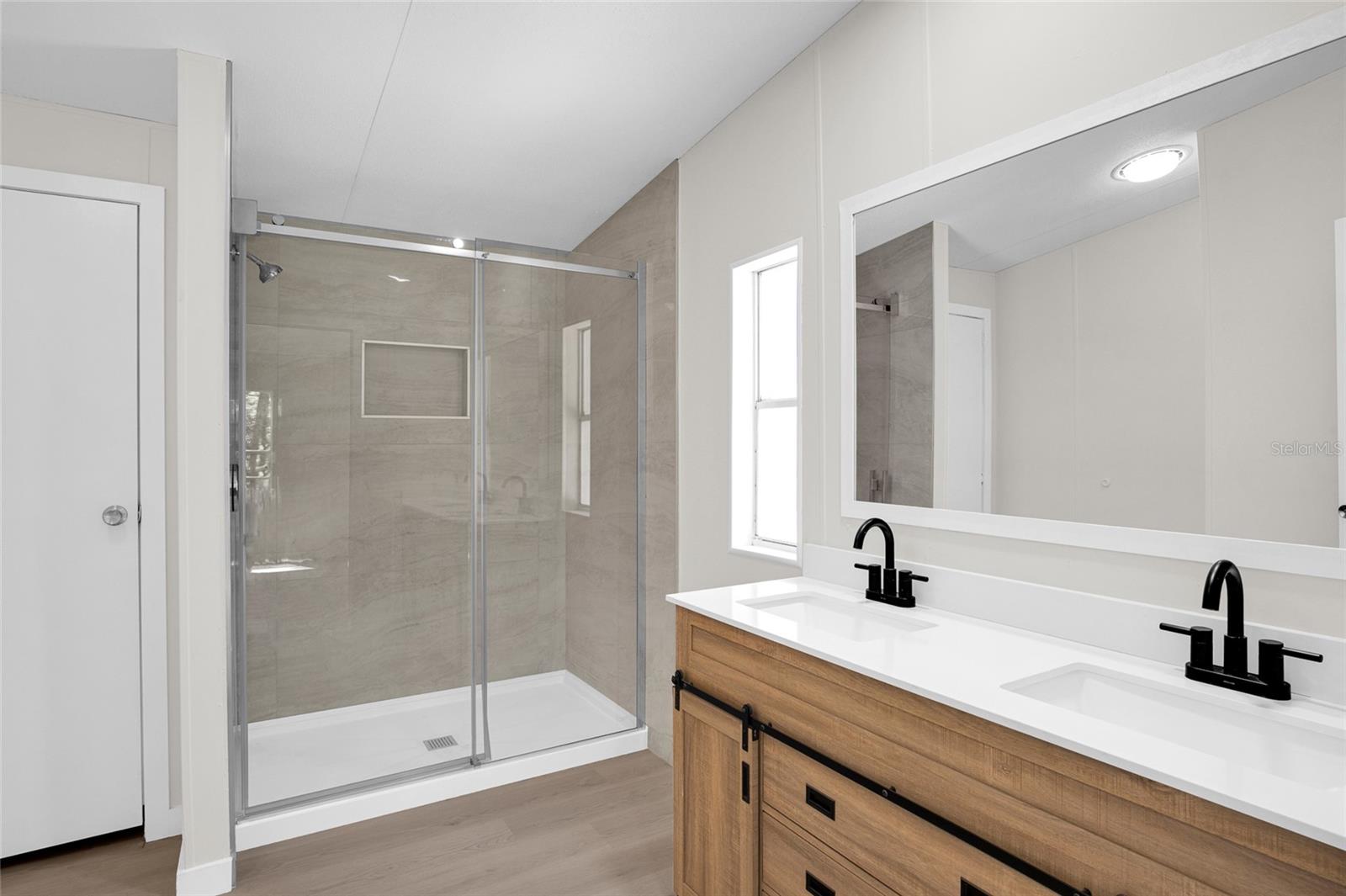 DEERWOOD - Residential