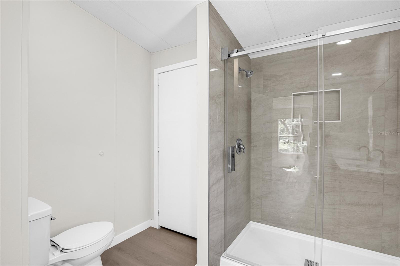 DEERWOOD - Residential