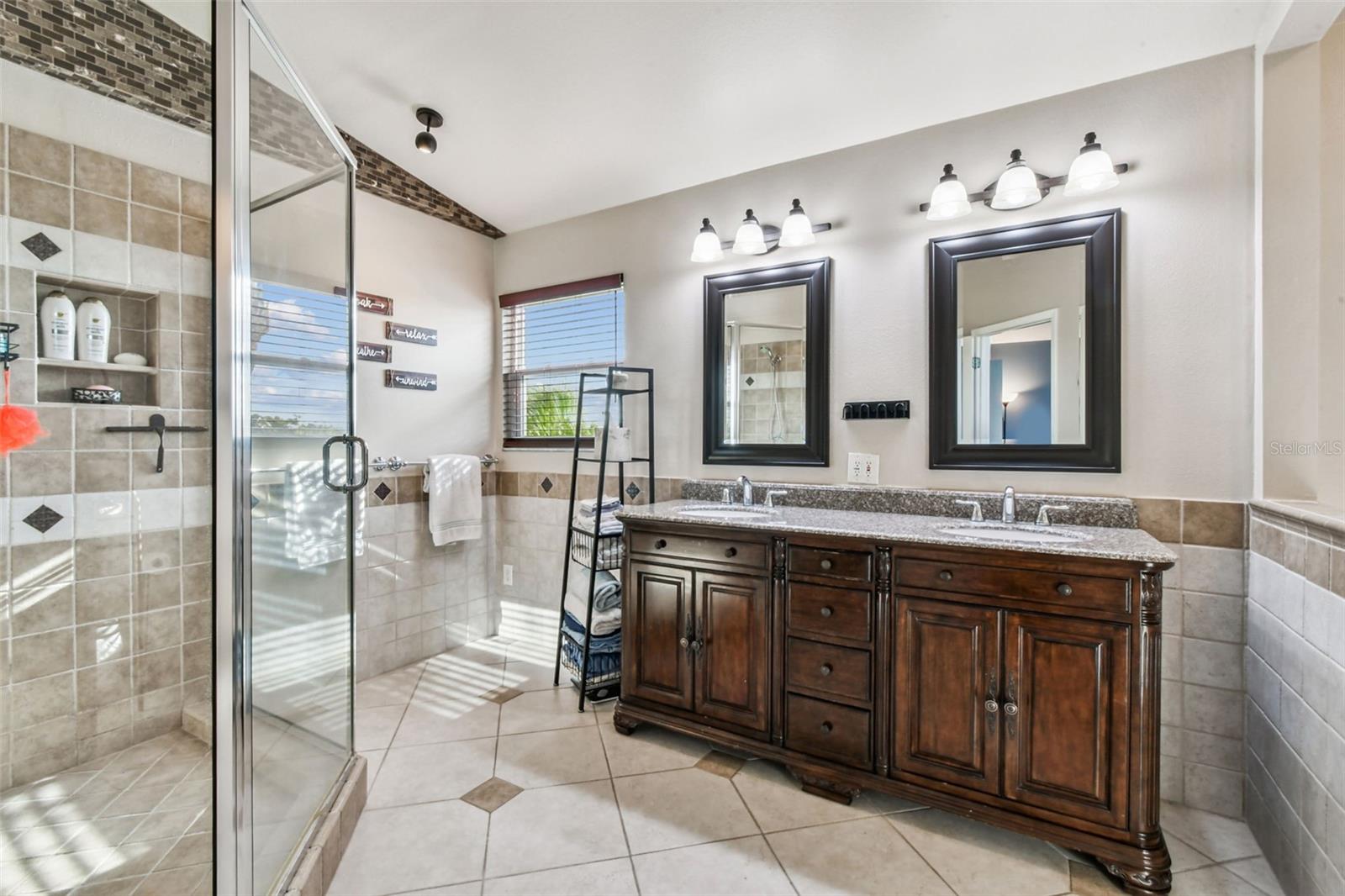 WILLOW BEND - Residential