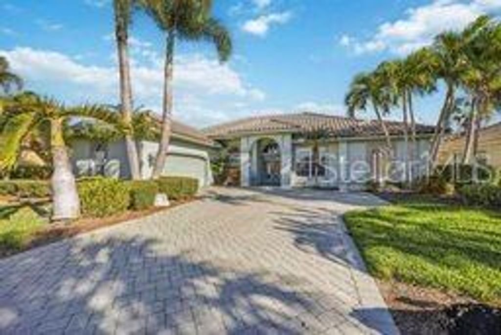 Photo of 412 Otter Creek Drive, Venice, FL 34292 (MLS # N6142258)