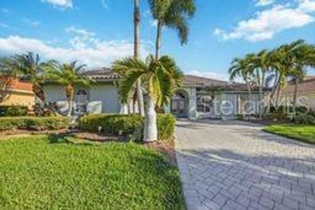 Photo of 412 Otter Creek Drive, Venice, FL 34292 (MLS # N6142258)