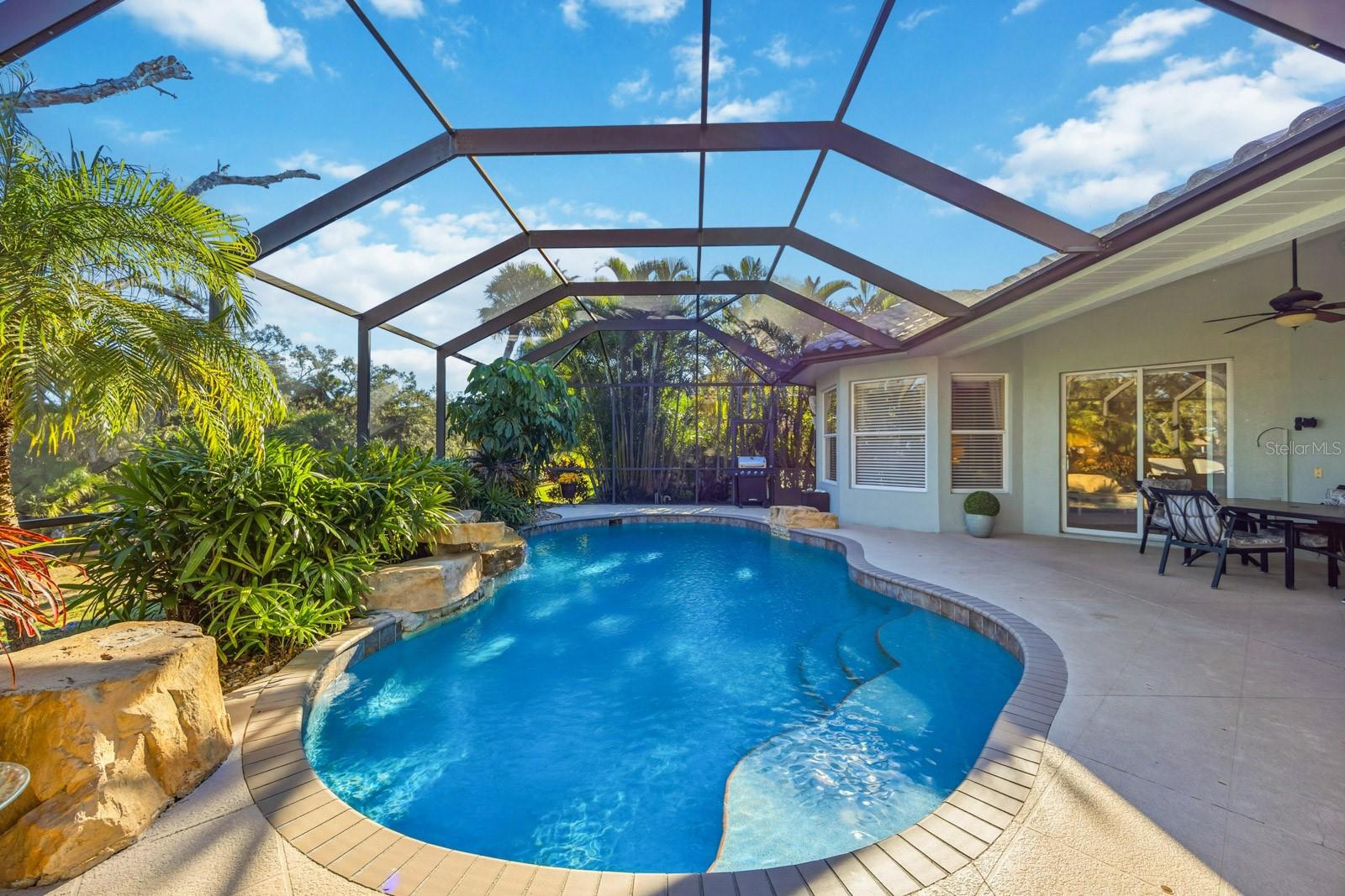 SAWGRASS - Residential