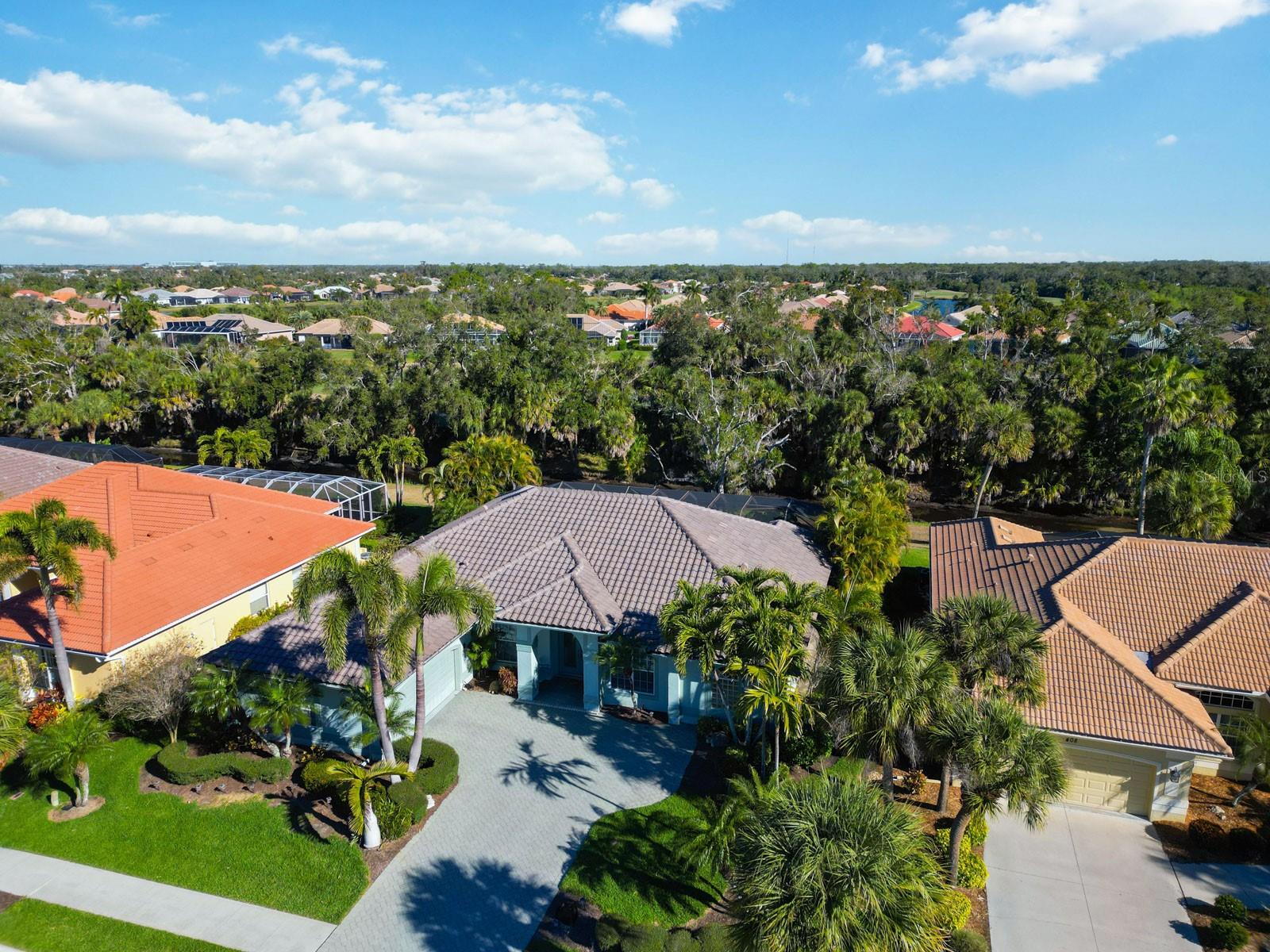 SAWGRASS - Residential