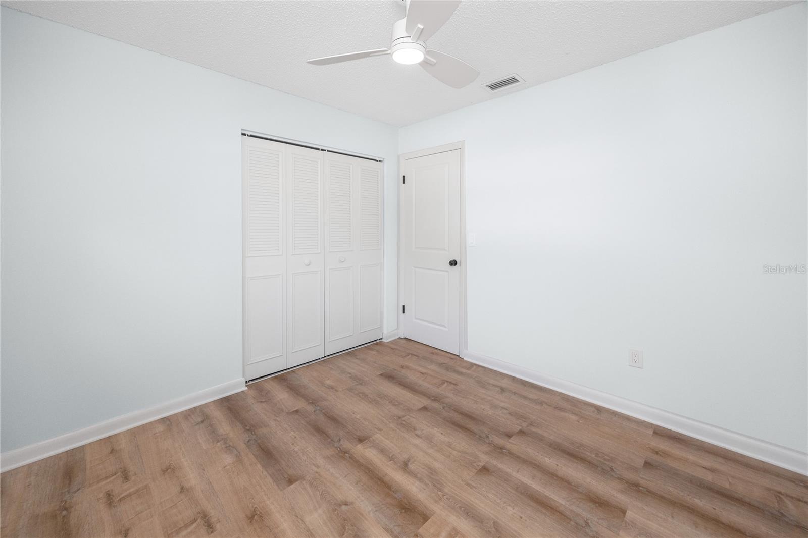 SEMINOLE PARK ESTATES - Residential Lease
