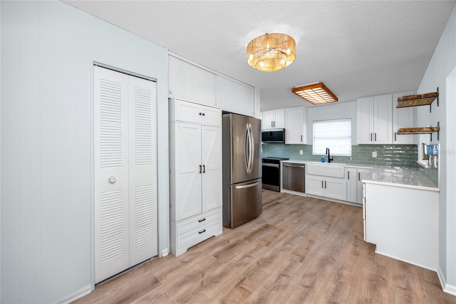SEMINOLE PARK ESTATES - Residential Lease