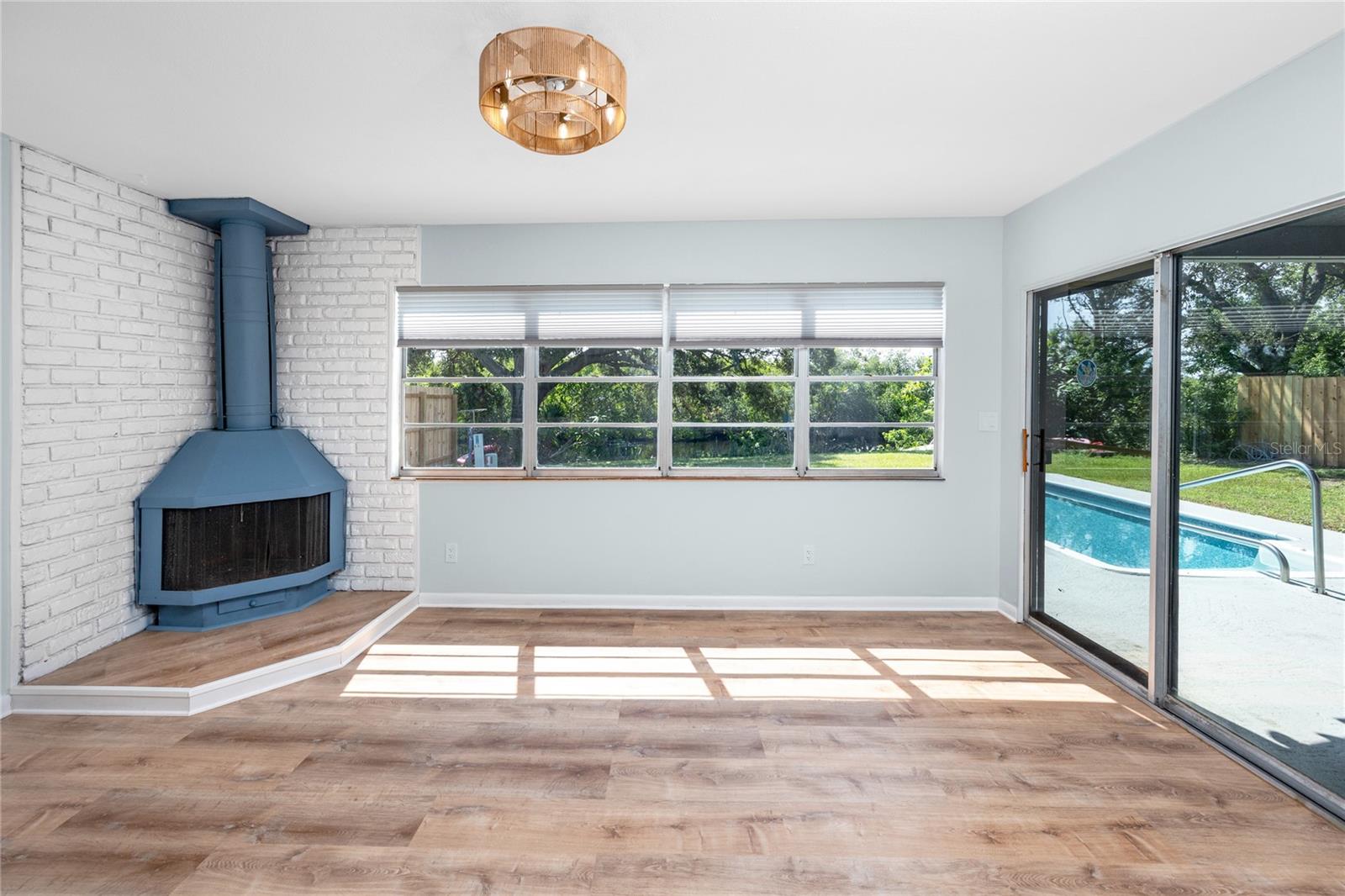 SEMINOLE PARK ESTATES - Residential Lease