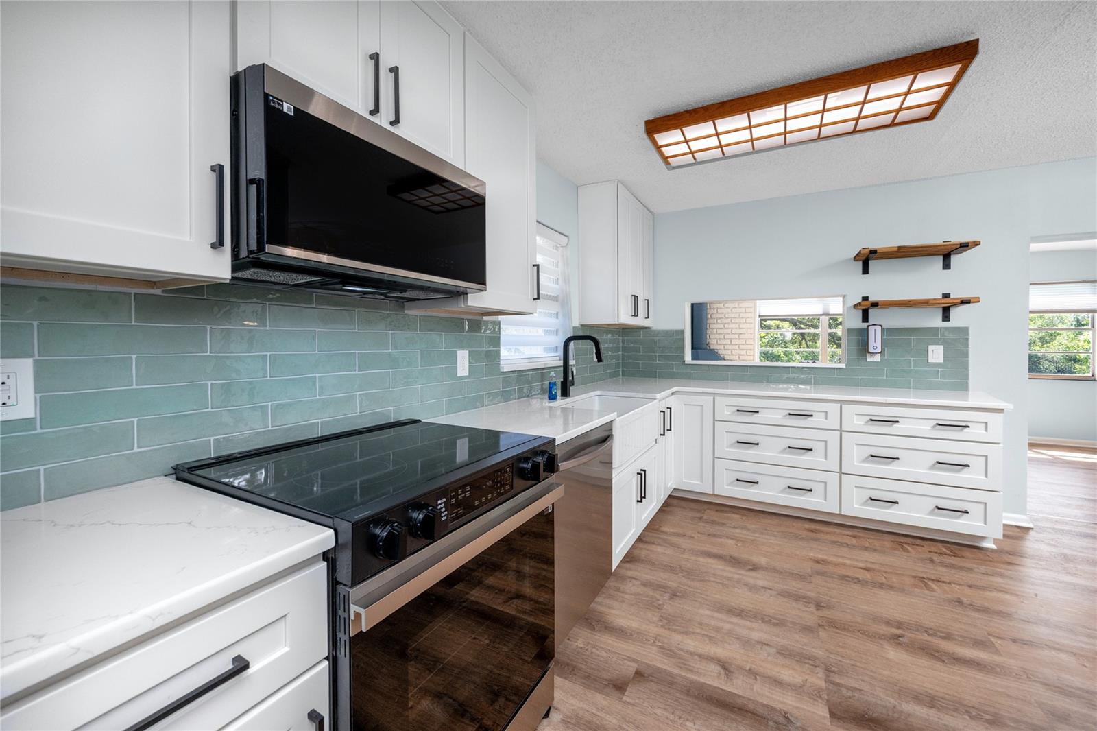 SEMINOLE PARK ESTATES - Residential Lease