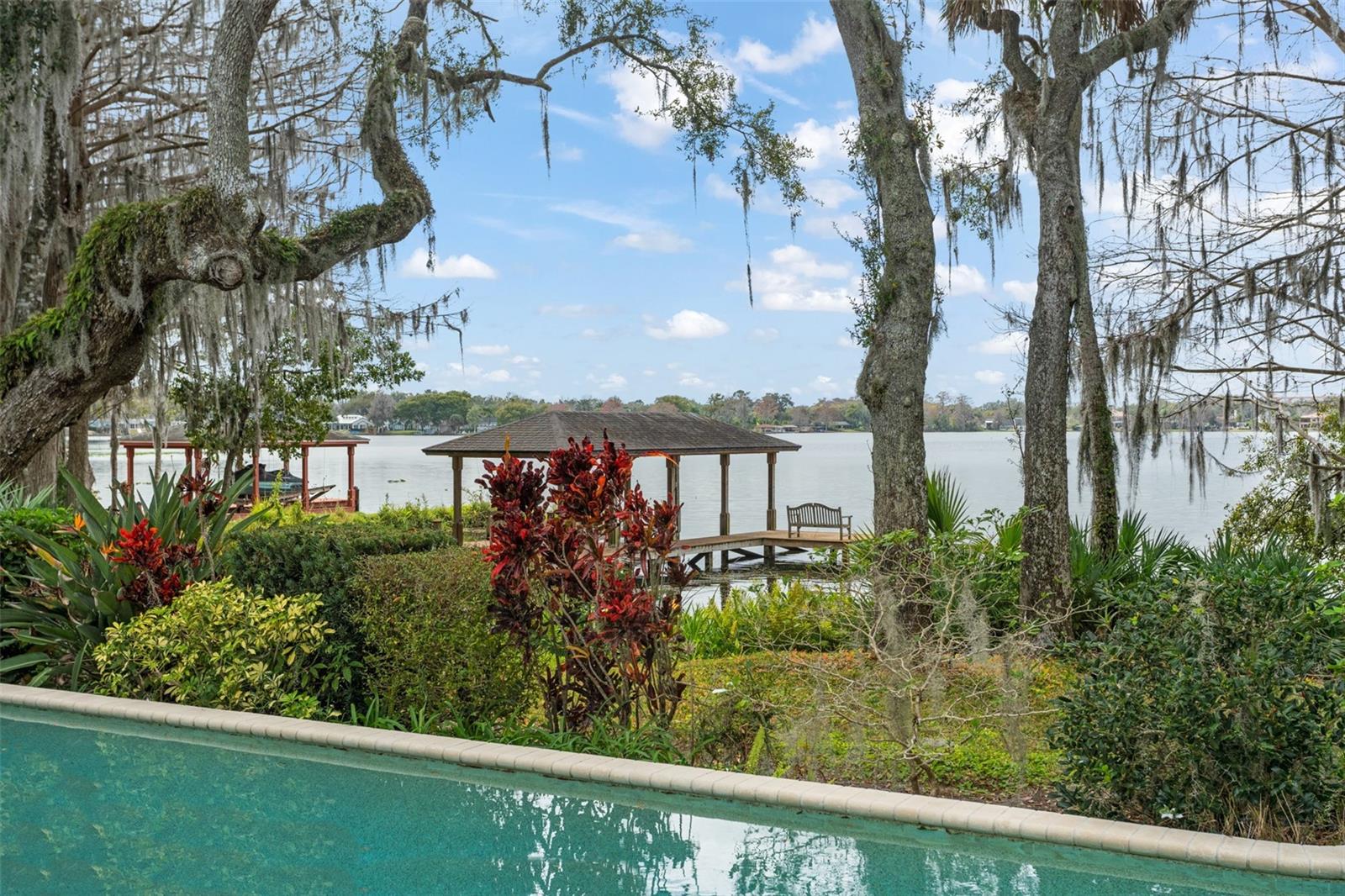 OAKS OF MAITLAND - Residential