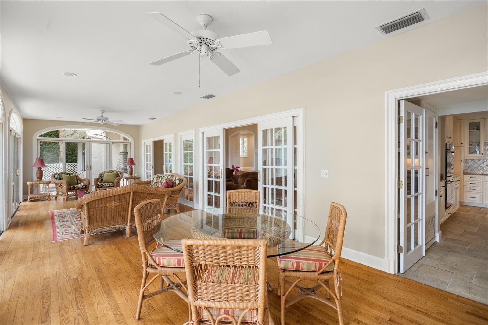 OAKS OF MAITLAND - Residential