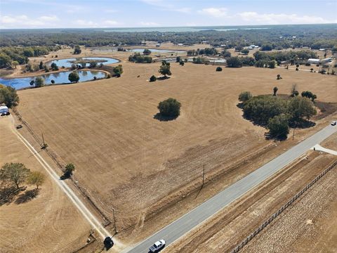 Tiny photo for Emerald Avenue, Leesburg, FL 34788 (MLS # G5107613)