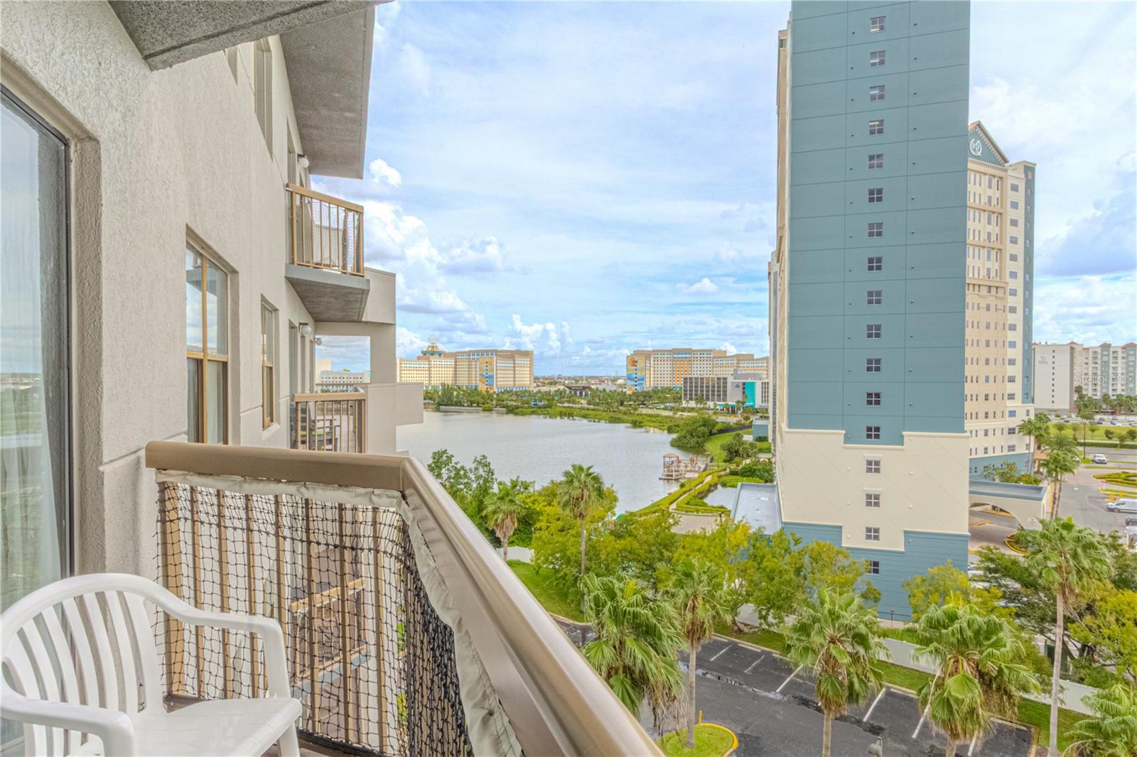 Experience the Ultimate Vacation Lifestyle in Orlando!
This fully furnished 2-bedroom, 2-bathroom condo-hotel offers the perfect turn-key investment opportunity—just minutes from International Drive, Universal Studios, SeaWorld, and the Orlando Convention Center.
Zoned for short-term rentals, this property is Airbnb & VRBO ready, allowing you to start generating income immediately. Enjoy your own private balcony, the ideal spot to soak in Orlando’s stunning sunsets.
At The Enclave Suites, resort-style living comes standard with:
3 swimming pools (including an indoor heated pool)
3 hot tubs + kiddie pool
Tennis court & playground
Fitness center & on-site restaurant with indoor/outdoor seating
24-hour front desk service and laundry facilities for guests’ convenience
Whether you’re searching for a profitable vacation rental or your own personal retreat, this property places you at the gateway to Orlando’s world-class attractions. Walt Disney World, The Mall at Millenia, Premium Outlets, and Florida’s beaches are all just a short drive away.
Don’t miss this chance to own in one of Orlando’s most desirable vacation destinations. Schedule your private showing today!
