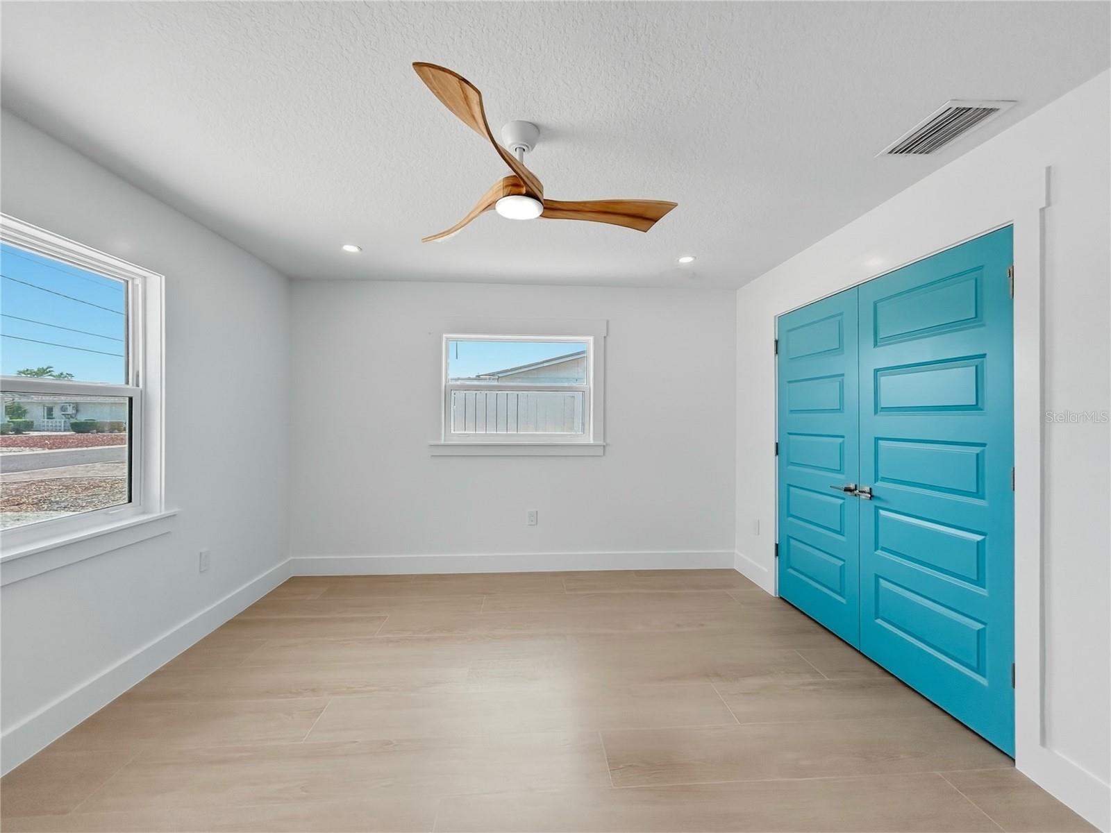 FLAMINGO CAY SECOND UNIT - Residential