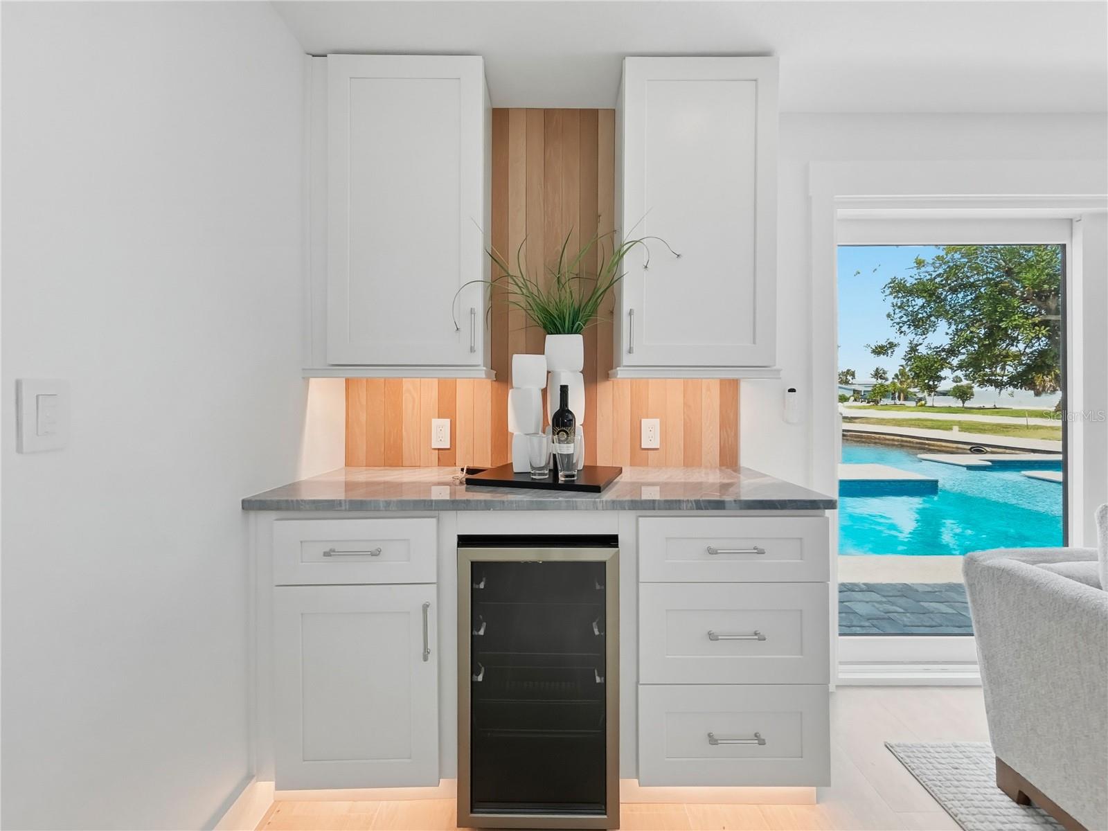 FLAMINGO CAY SECOND UNIT - Residential