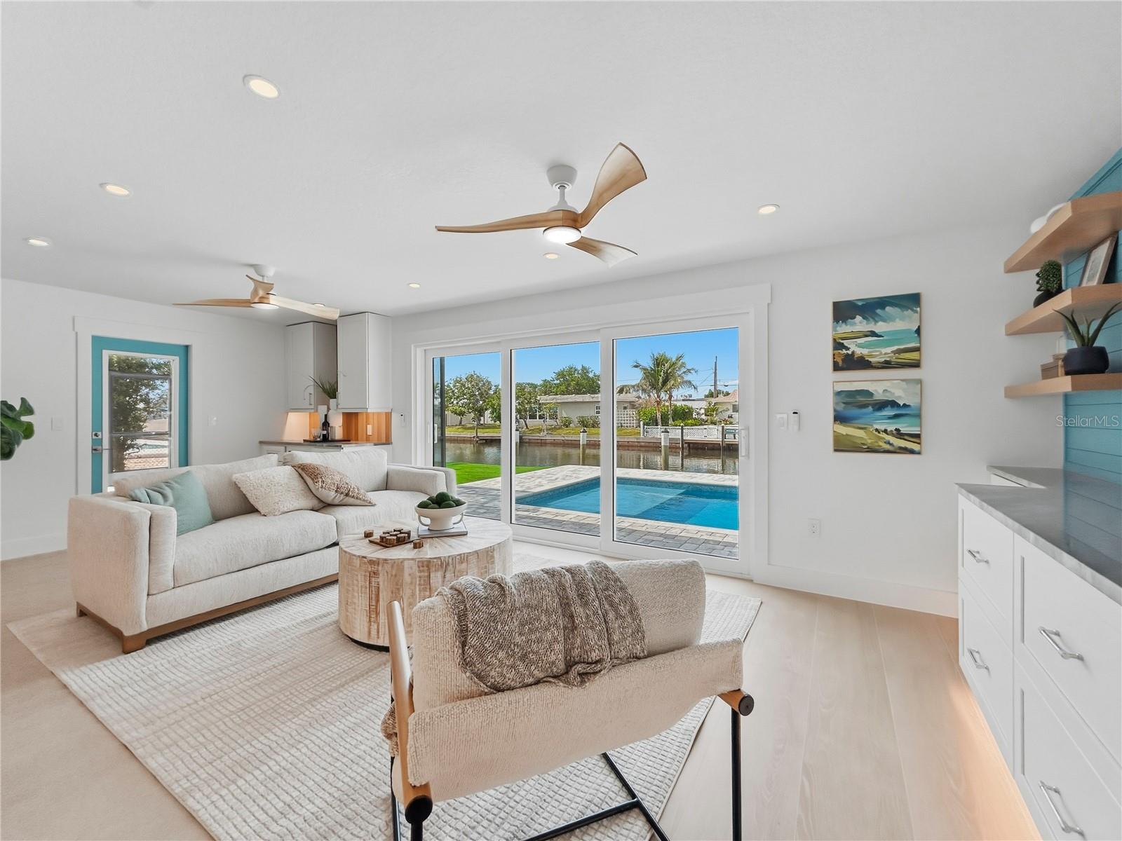 FLAMINGO CAY SECOND UNIT - Residential