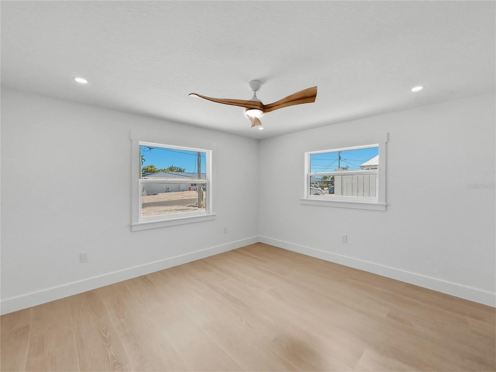 FLAMINGO CAY SECOND UNIT - Residential