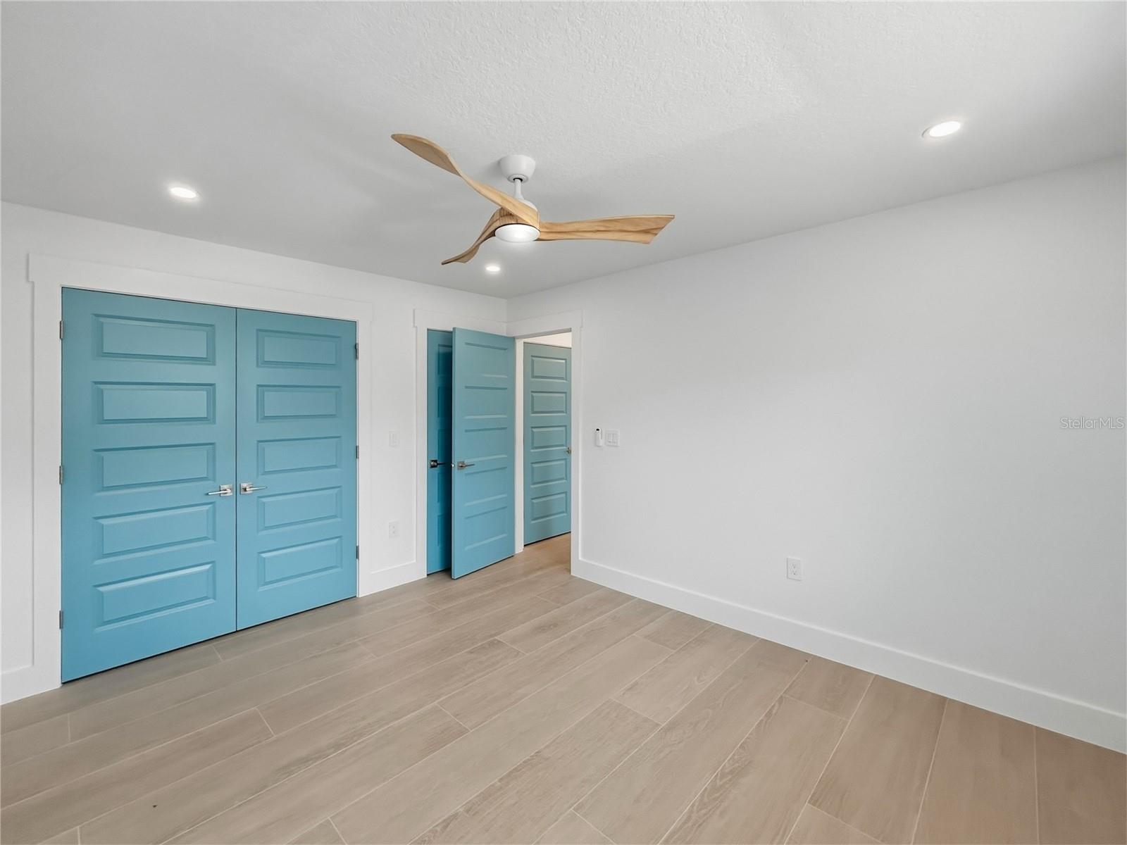 FLAMINGO CAY SECOND UNIT - Residential