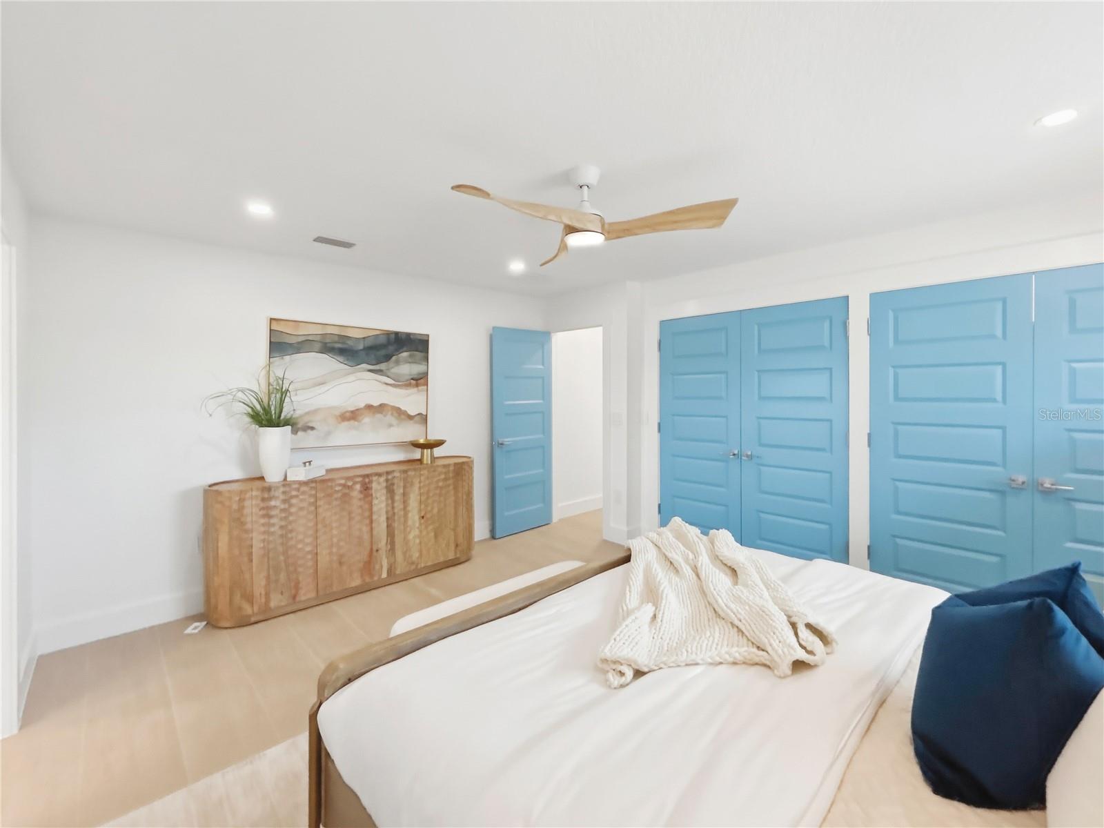 FLAMINGO CAY SECOND UNIT - Residential