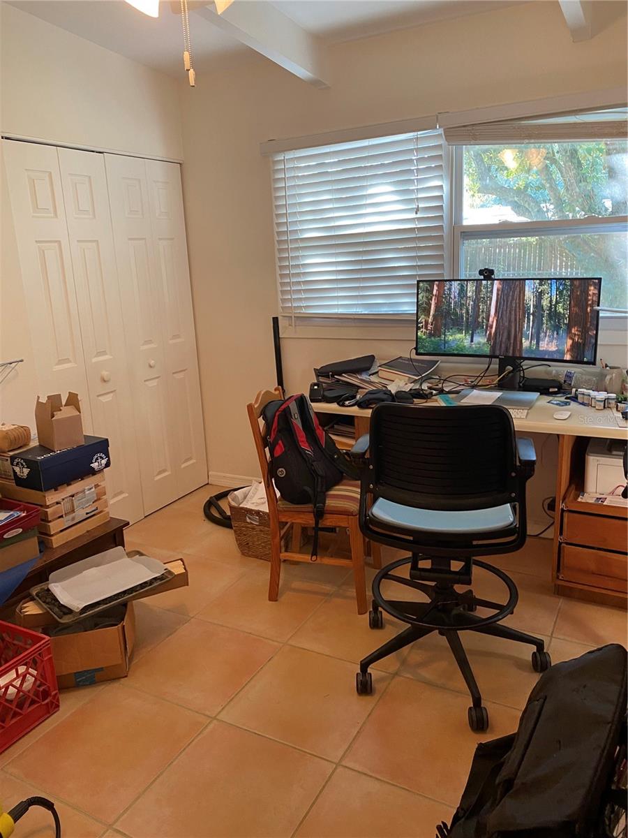 HIGHLAND COURT MANOR - Residential