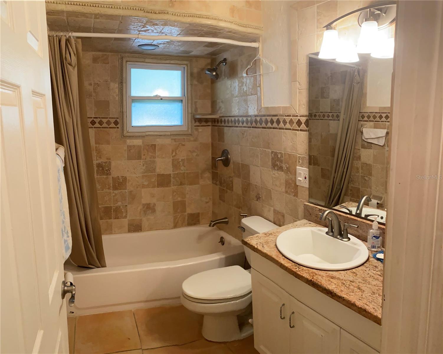 HIGHLAND COURT MANOR - Residential